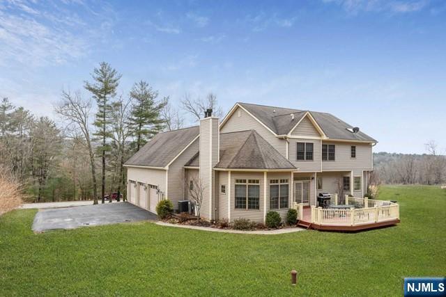 main property photo 17