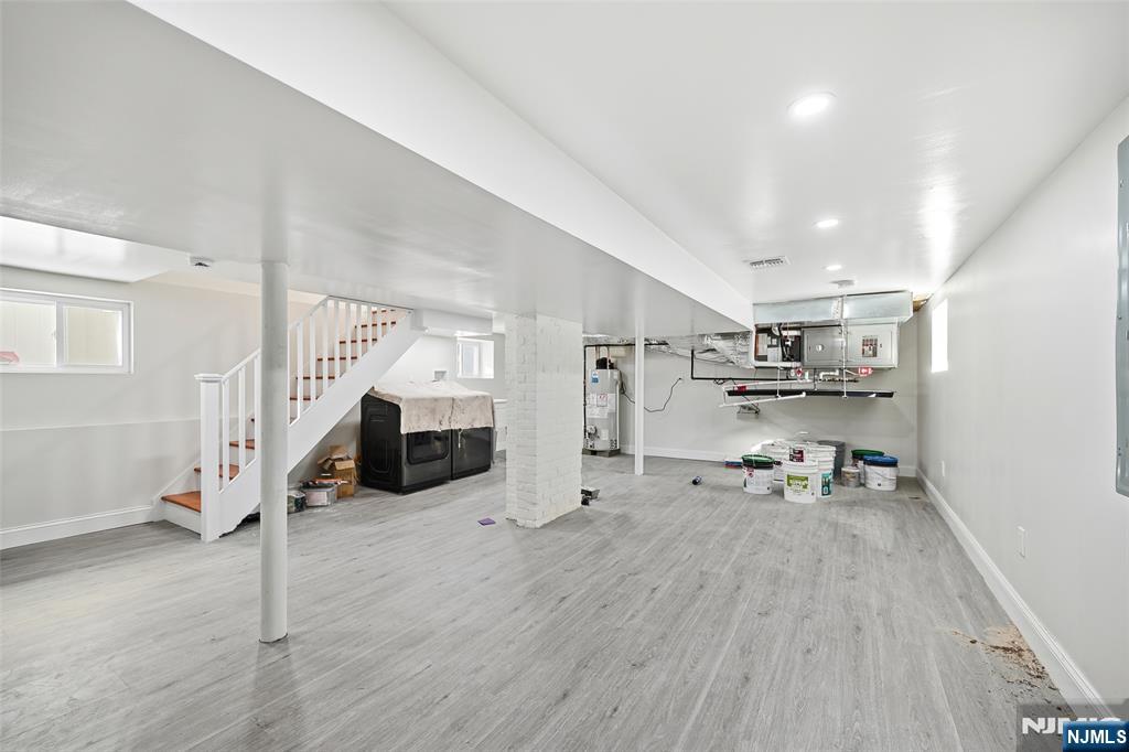 property viewer photo 21