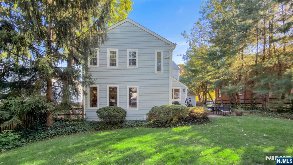 main property photo 44