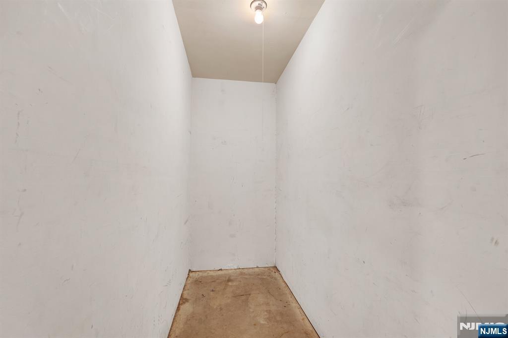 property viewer photo 22