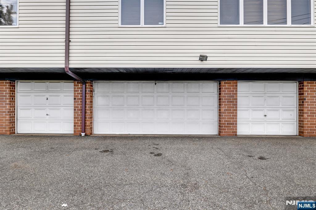 property viewer photo 25