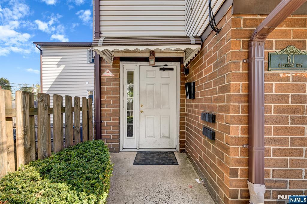 property viewer photo 4