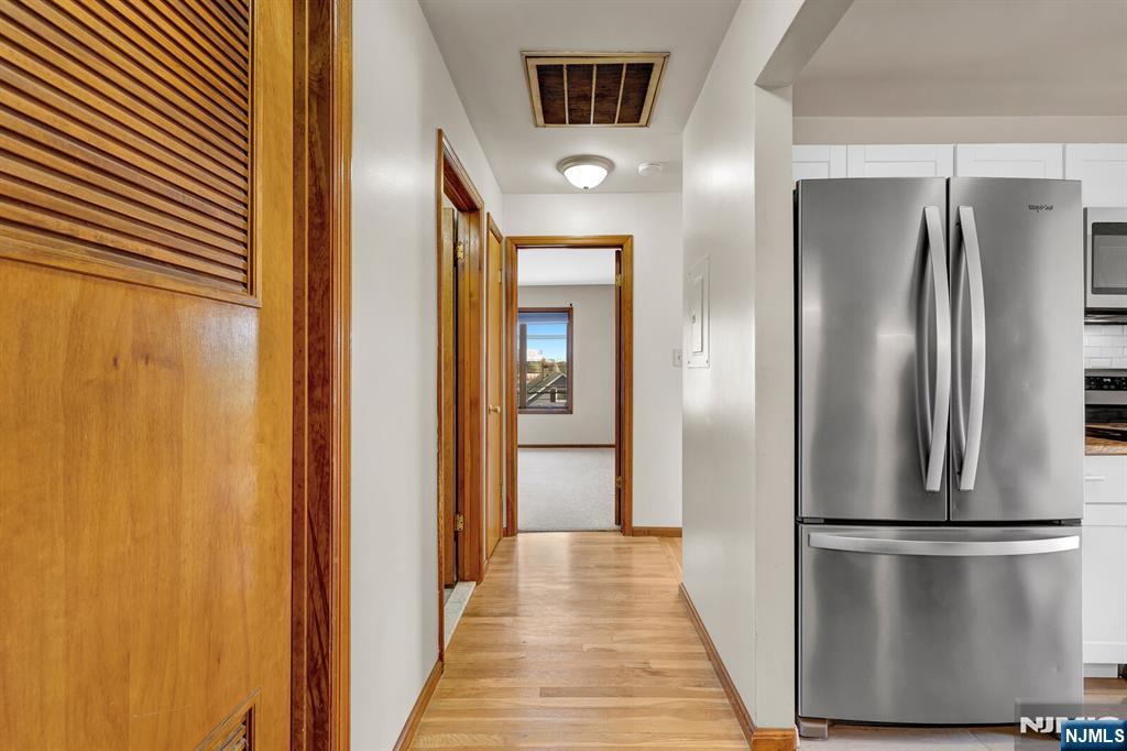 property viewer photo 5