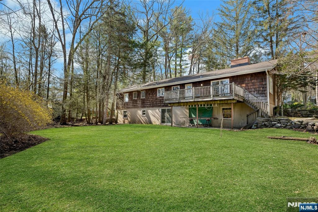 main property photo 29
