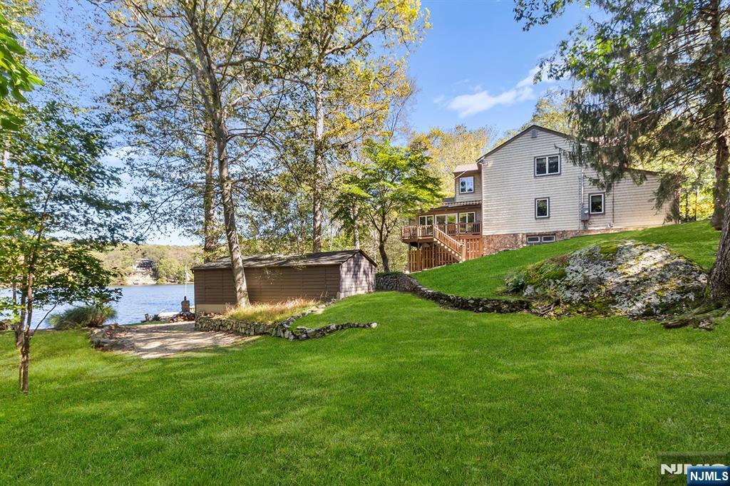 main property photo 35