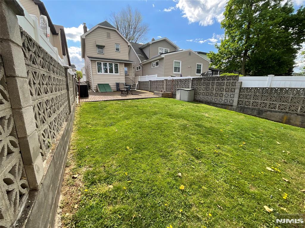 main property photo 24
