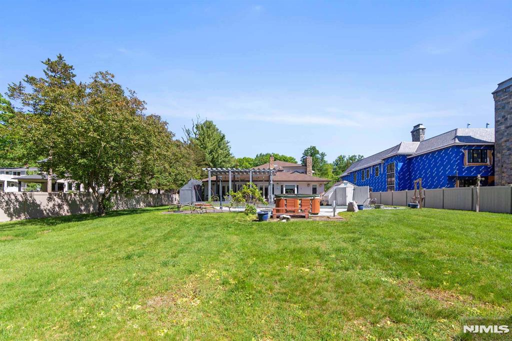 main property photo 46