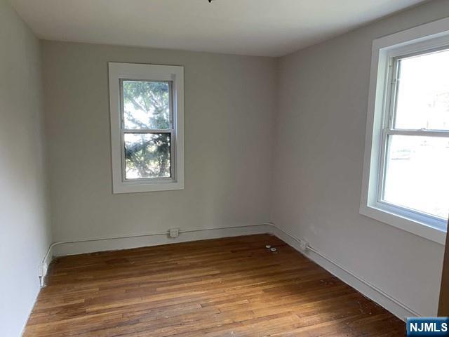 property viewer photo 13