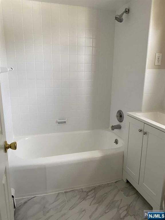 property viewer photo 7