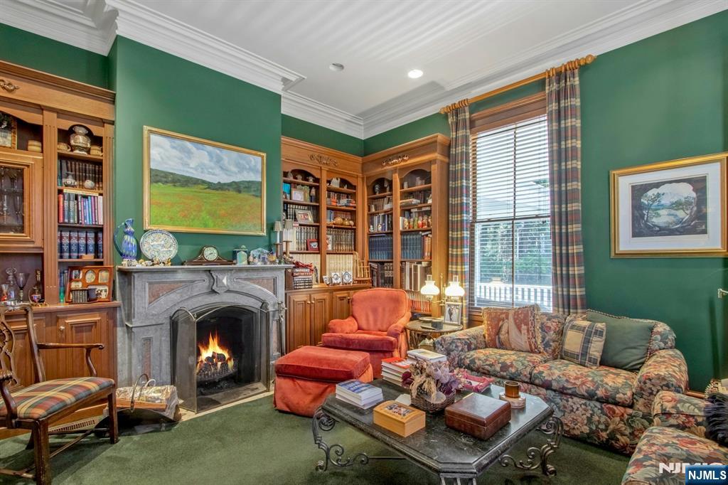 main property photo 11