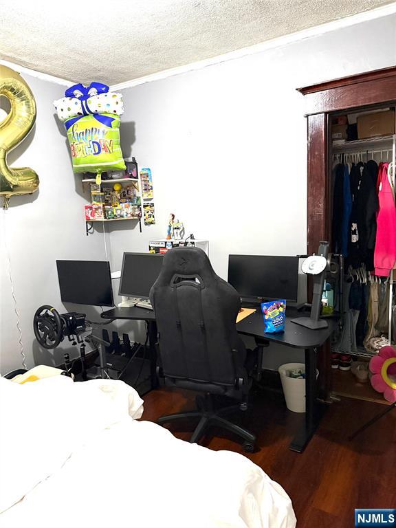 main property photo 7