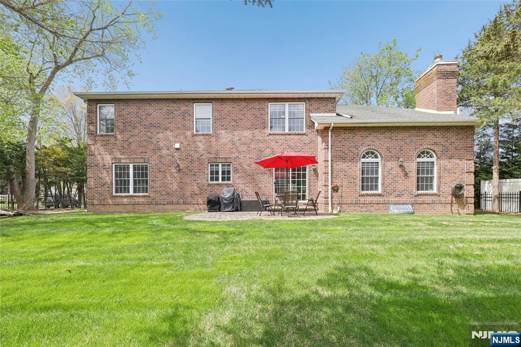 main property photo 44