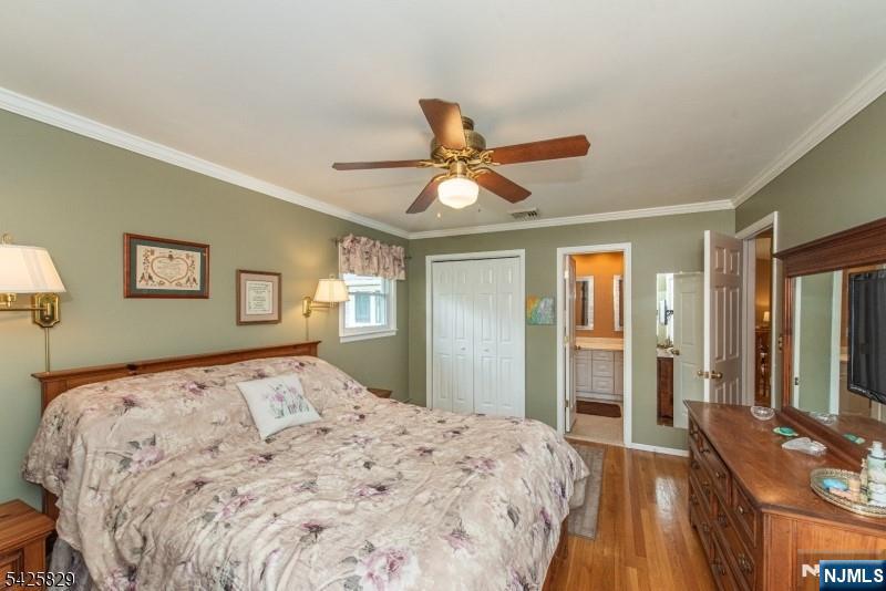 property viewer photo 20
