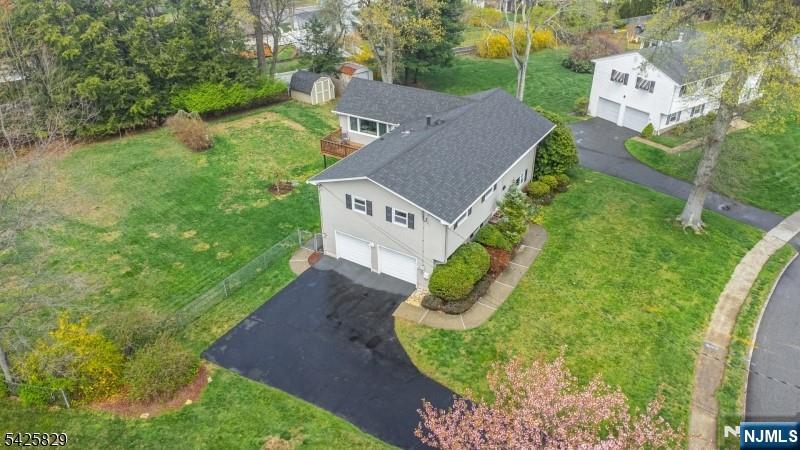 property viewer photo 32