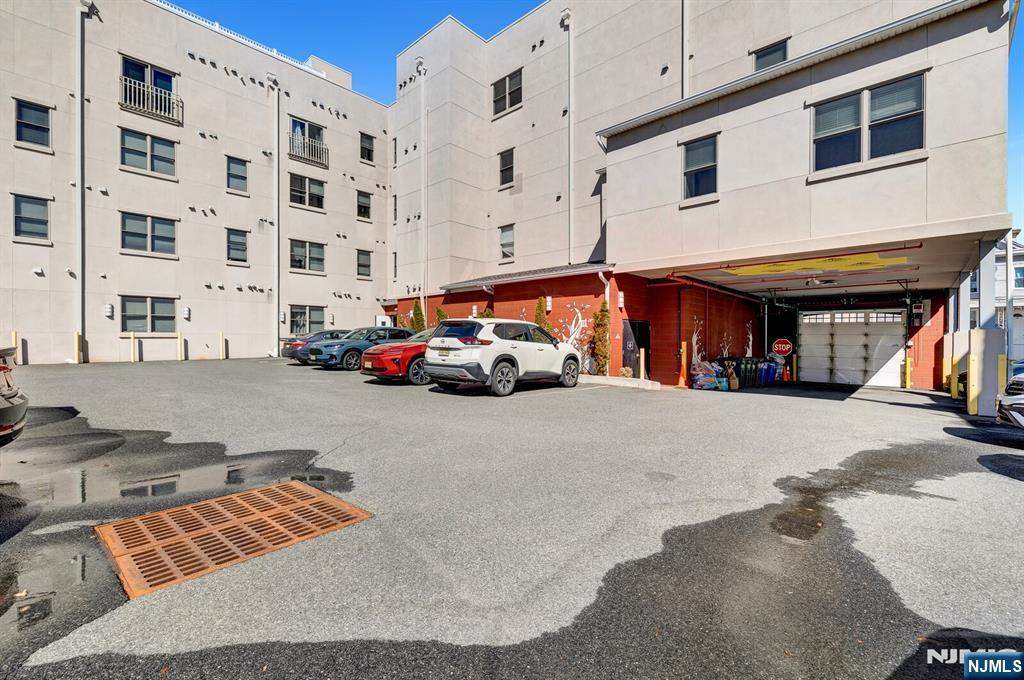 main property photo 45