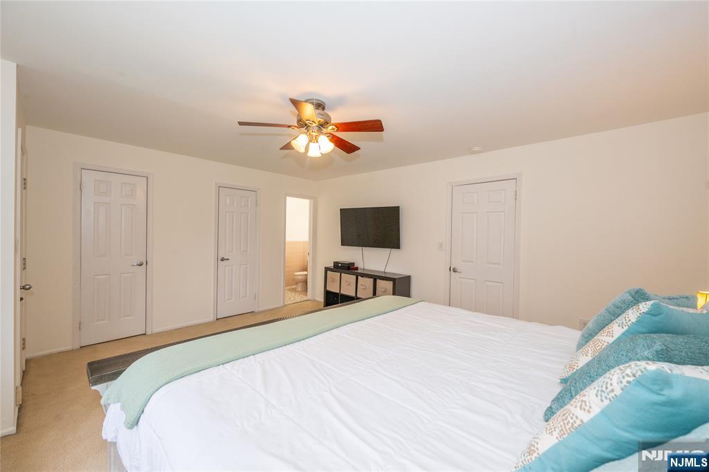 property viewer photo 23