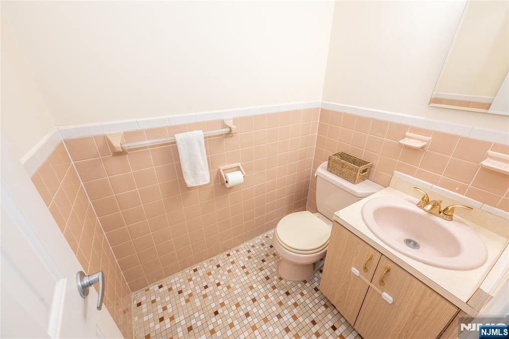 property viewer photo 26