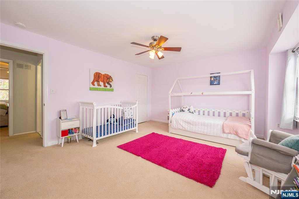 property viewer photo 28
