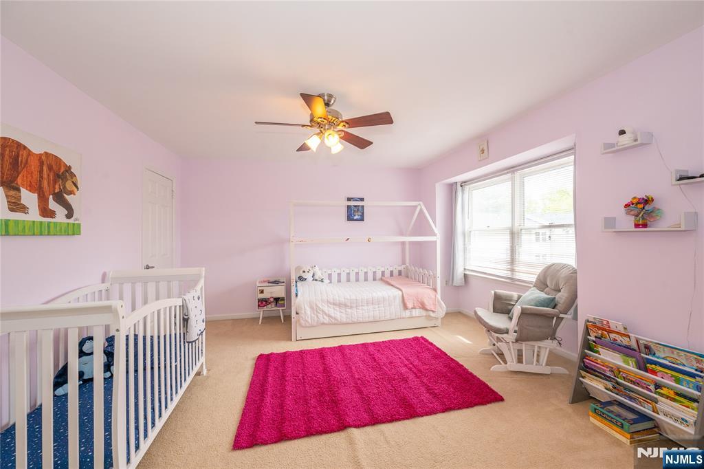 property viewer photo 29