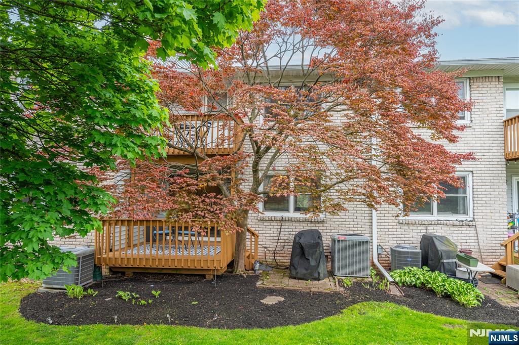 property viewer photo 40
