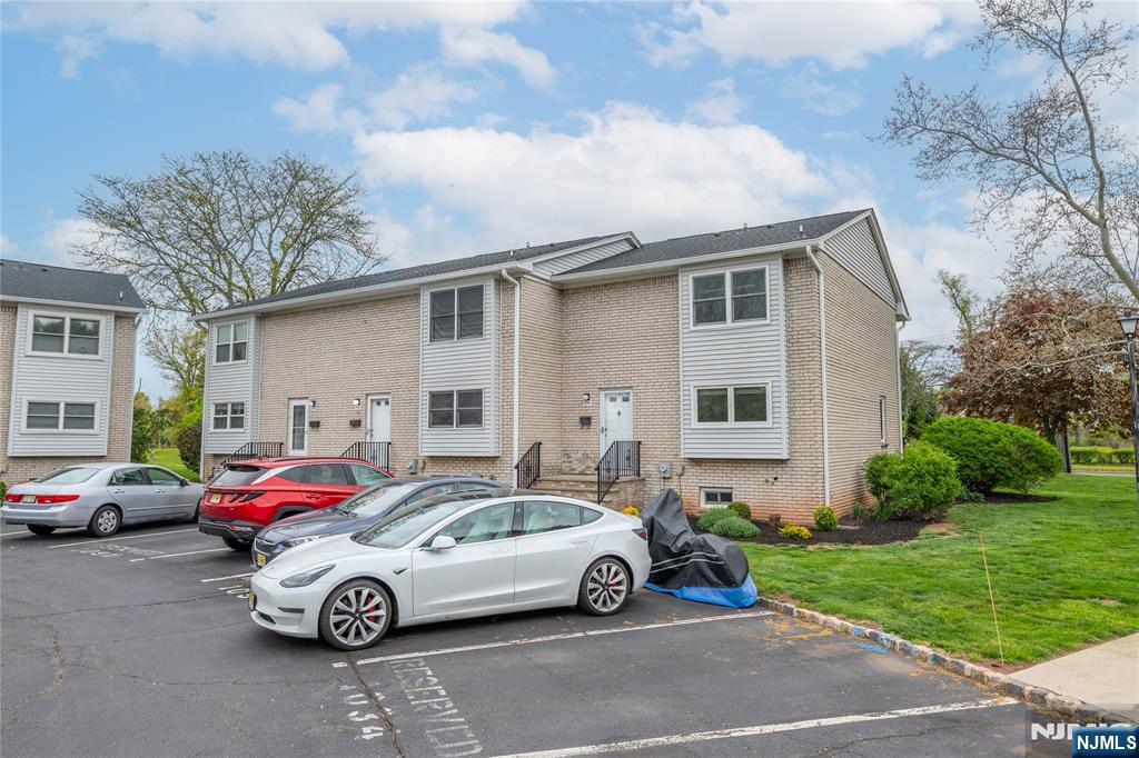 property viewer photo 42