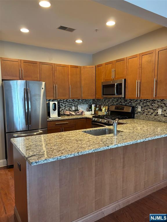 property viewer photo 3