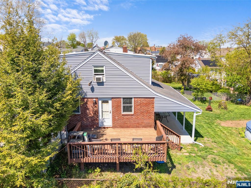 main property photo 15