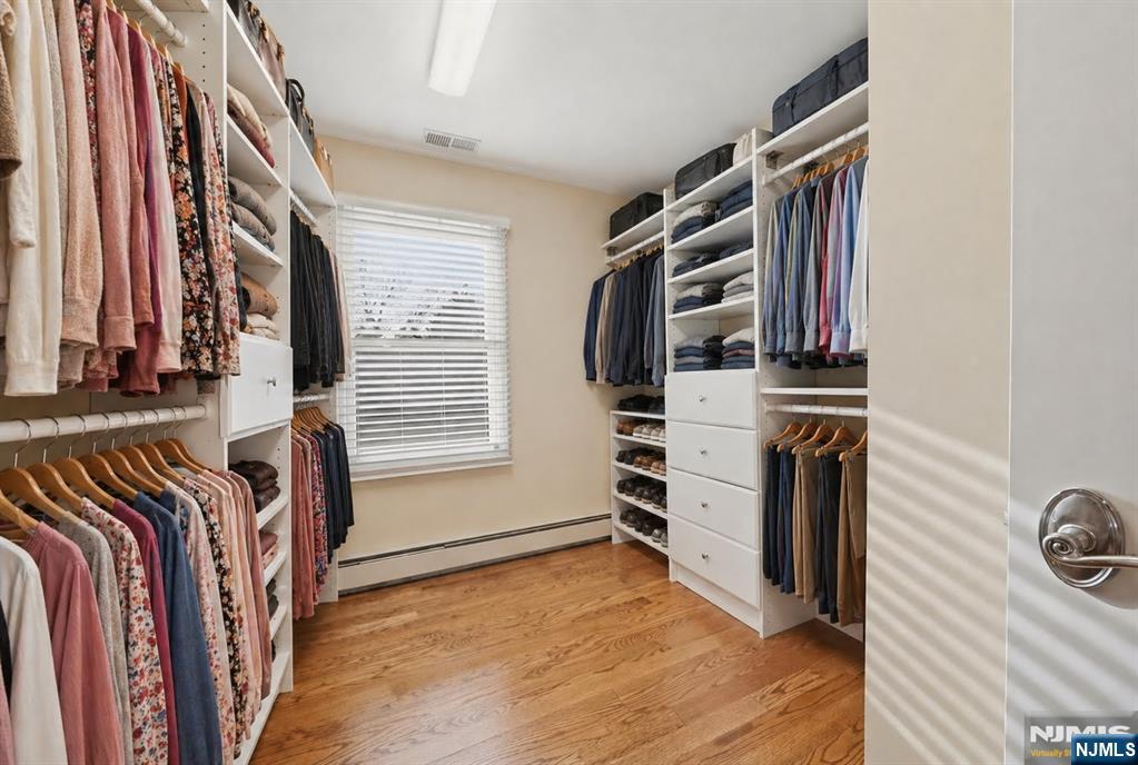 property viewer photo 30