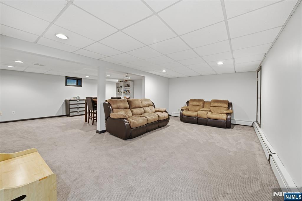 property viewer photo 32