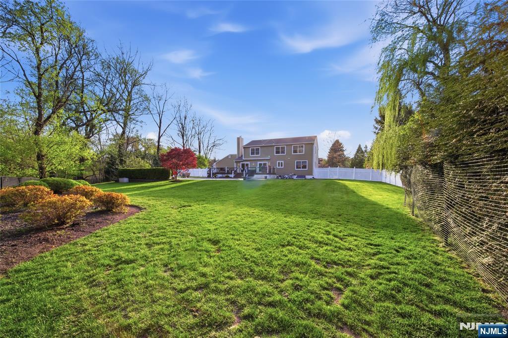 property viewer photo 37
