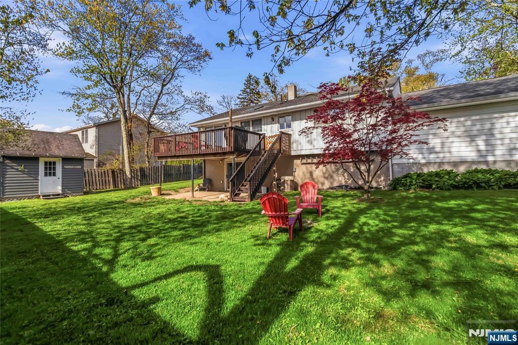 main property photo 28