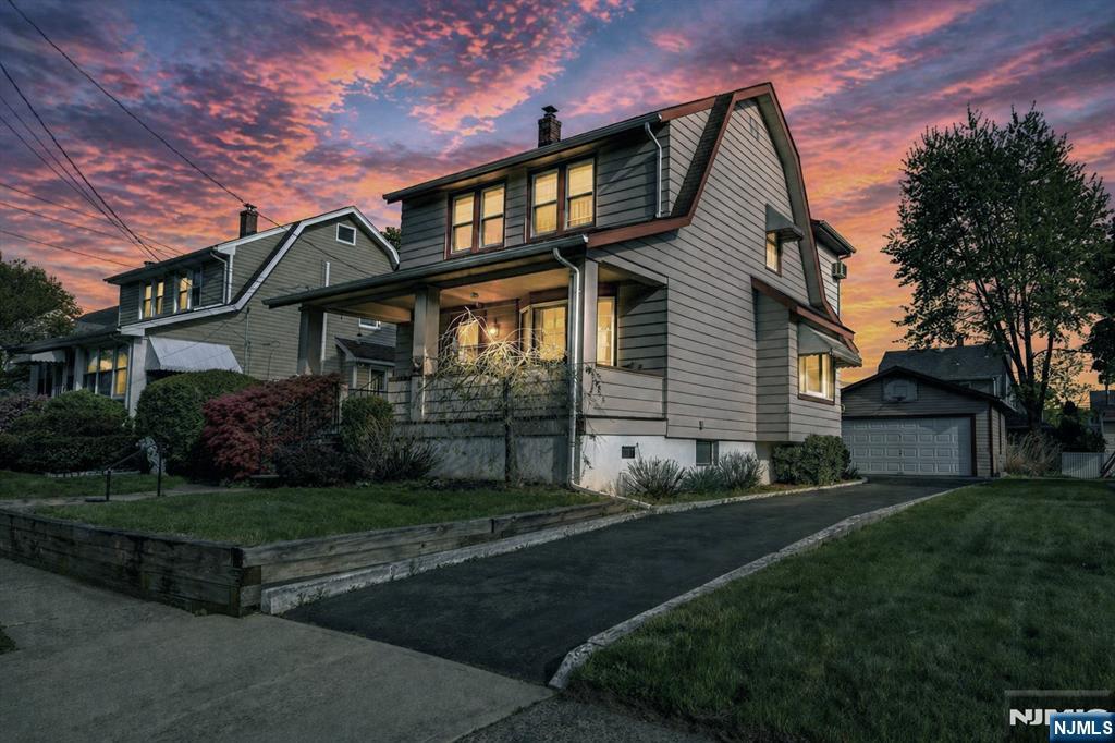 main property photo 34