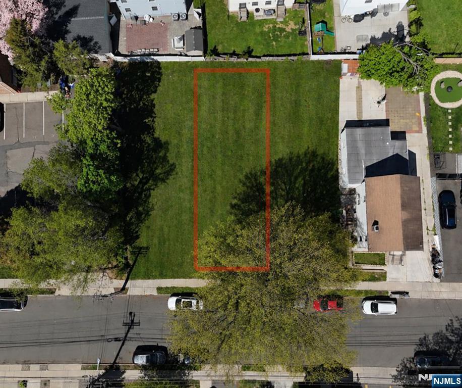 main property photo 7