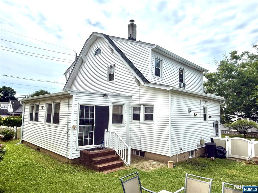 main property photo 27