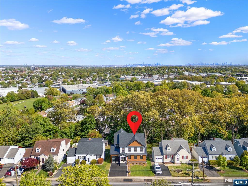 property viewer photo 1