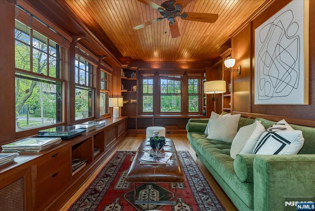 property viewer photo 10