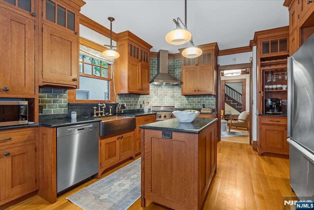 property viewer photo 12