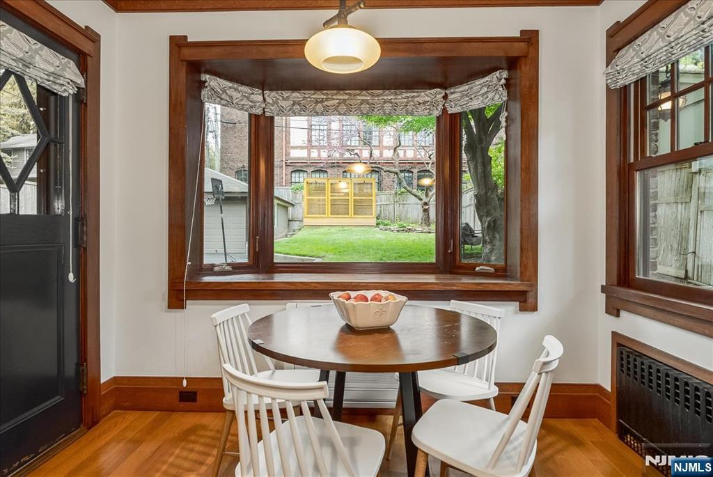property viewer photo 15