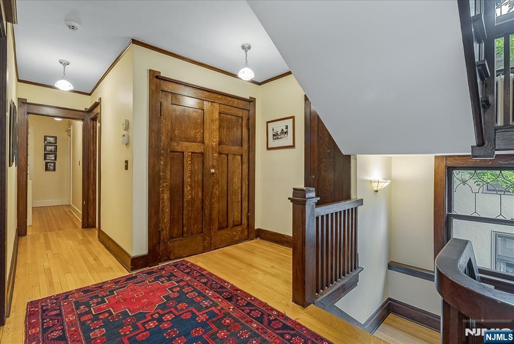 property viewer photo 16