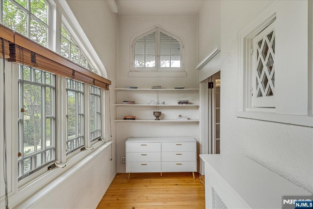 property viewer photo 20