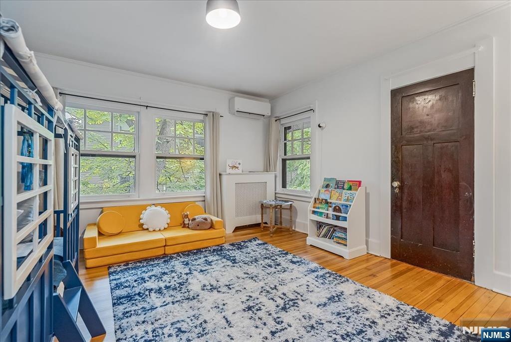 property viewer photo 26