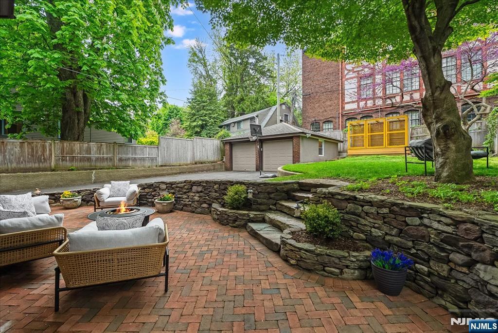 property viewer photo 41