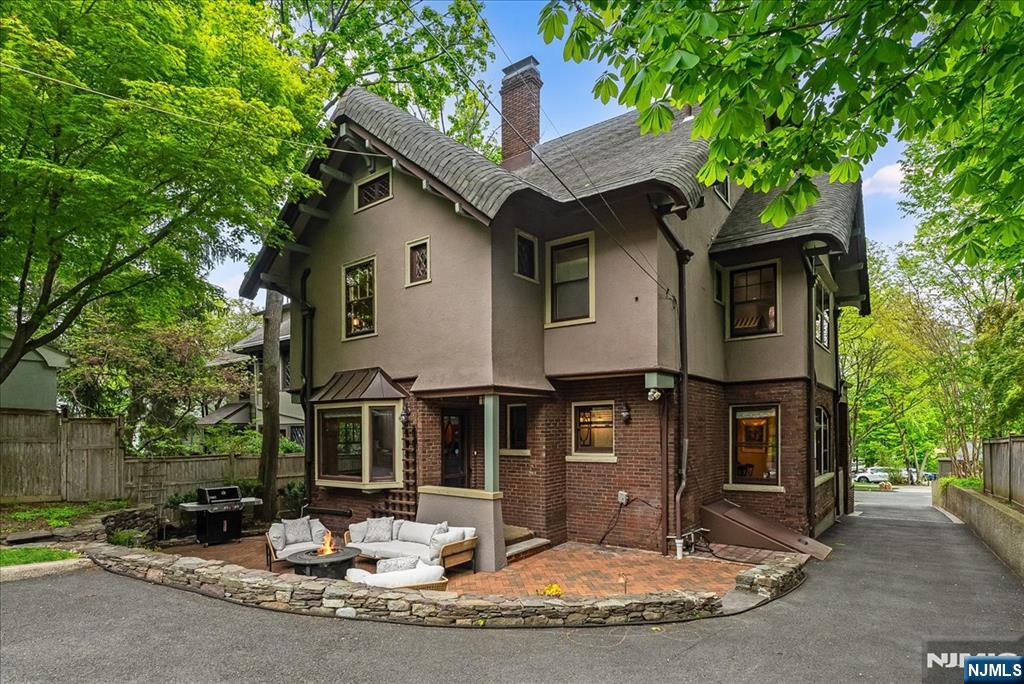 property viewer photo 44