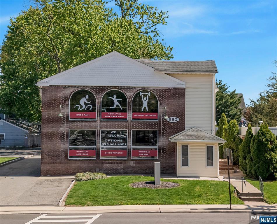 main property photo 32