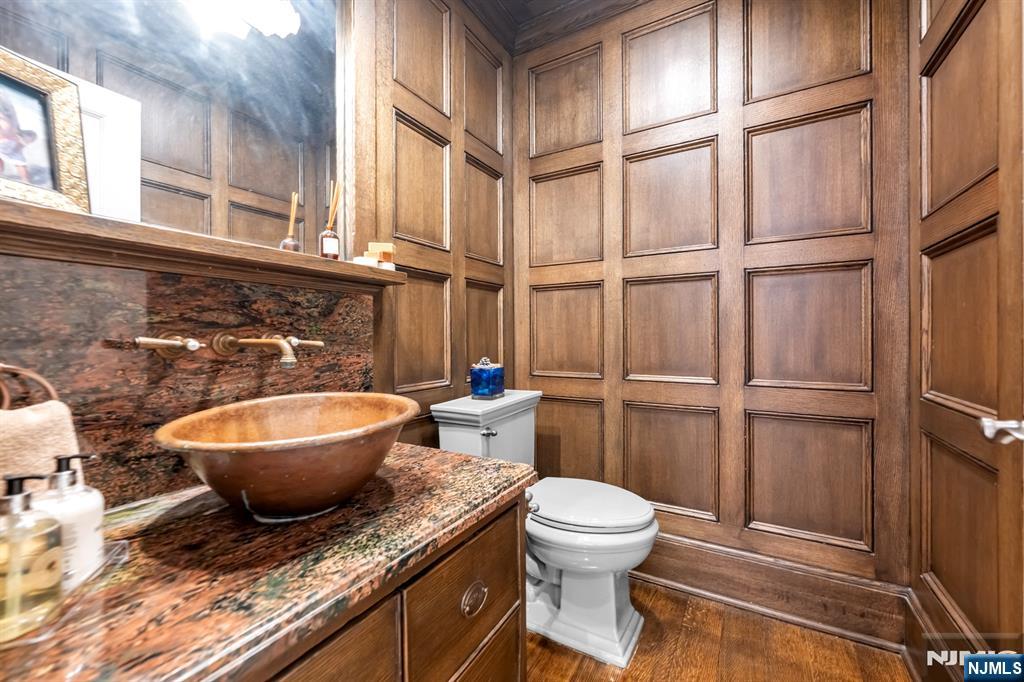 main property photo 45