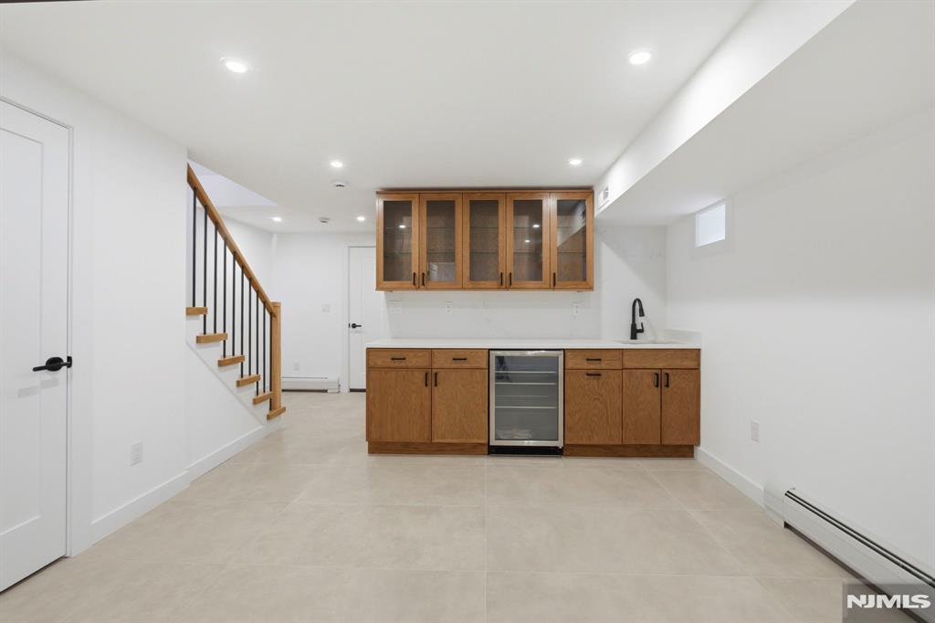 property viewer photo 35