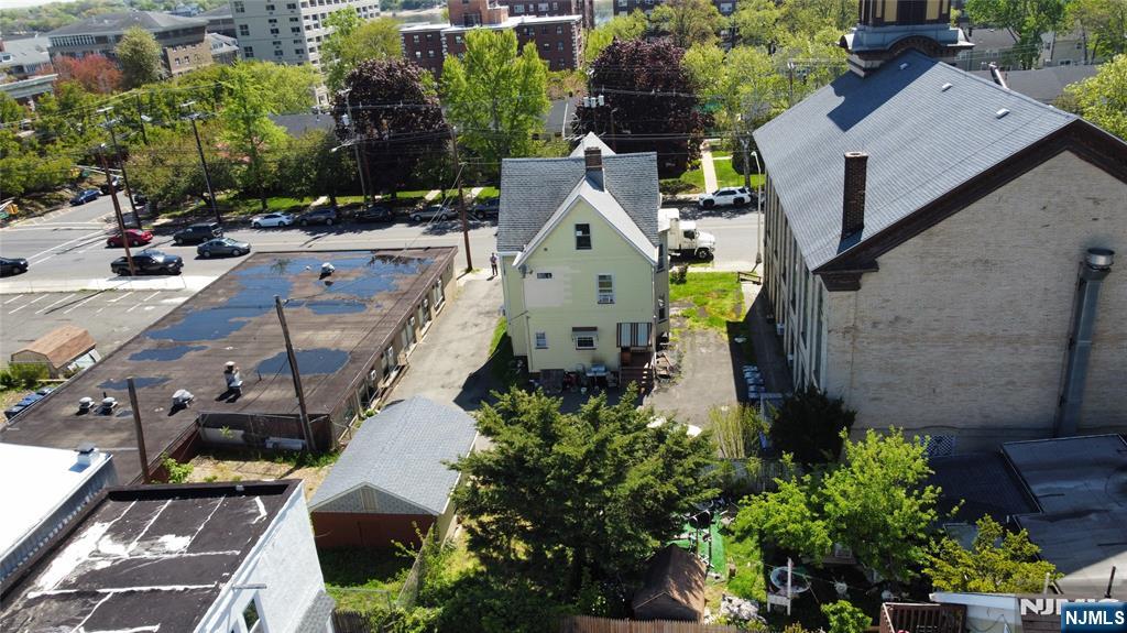 main property photo 21