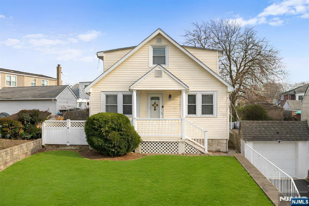 main property photo 2