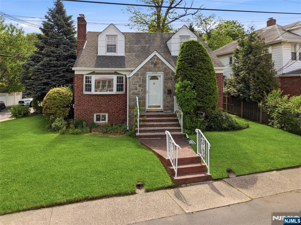 main property photo 41
