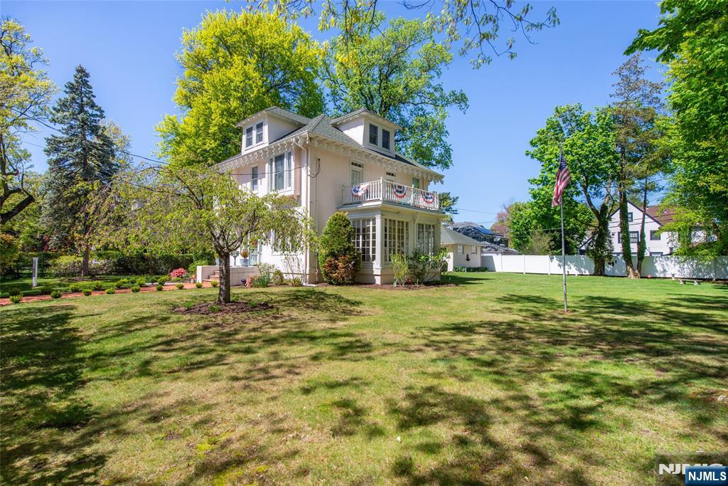main property photo 38